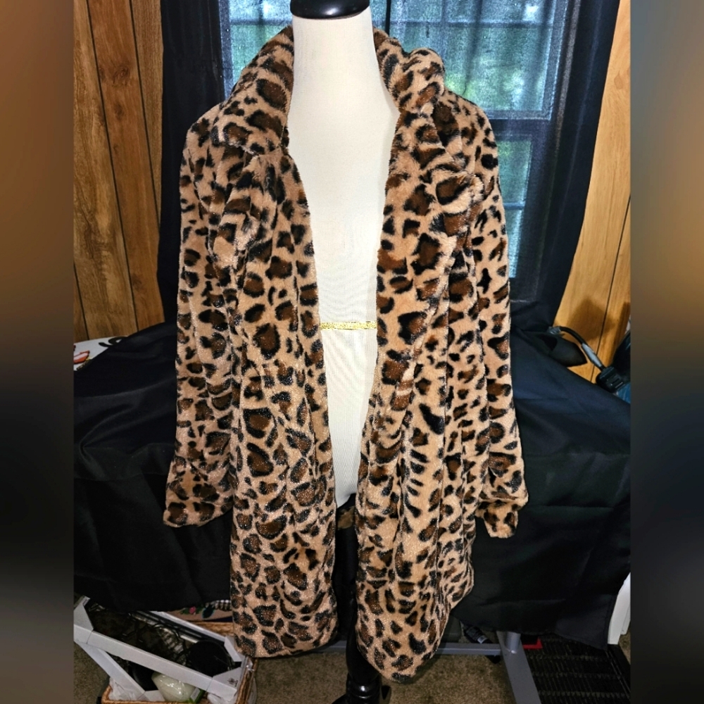 Three Bird Nest Coat